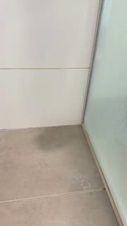 Pura Clean™ Shower Brush